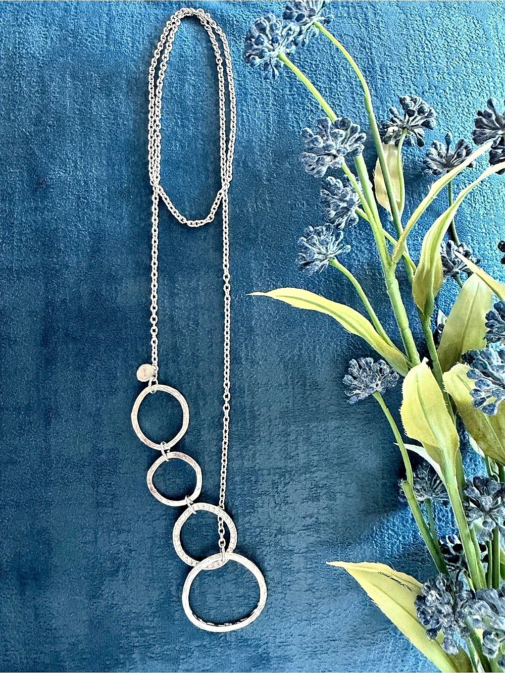 Chico’s Layered Circle Pendant Necklace Silver Toned
